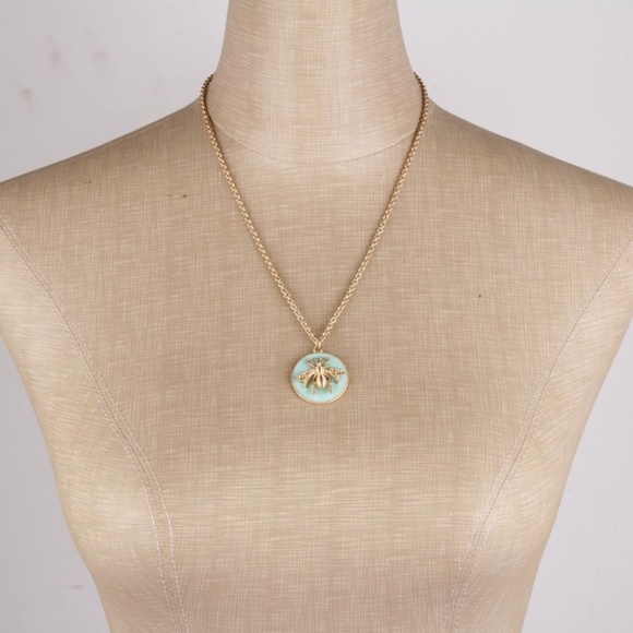 Brand Bee Round Drop Glaze Green Necklace - Picture 3 of 4